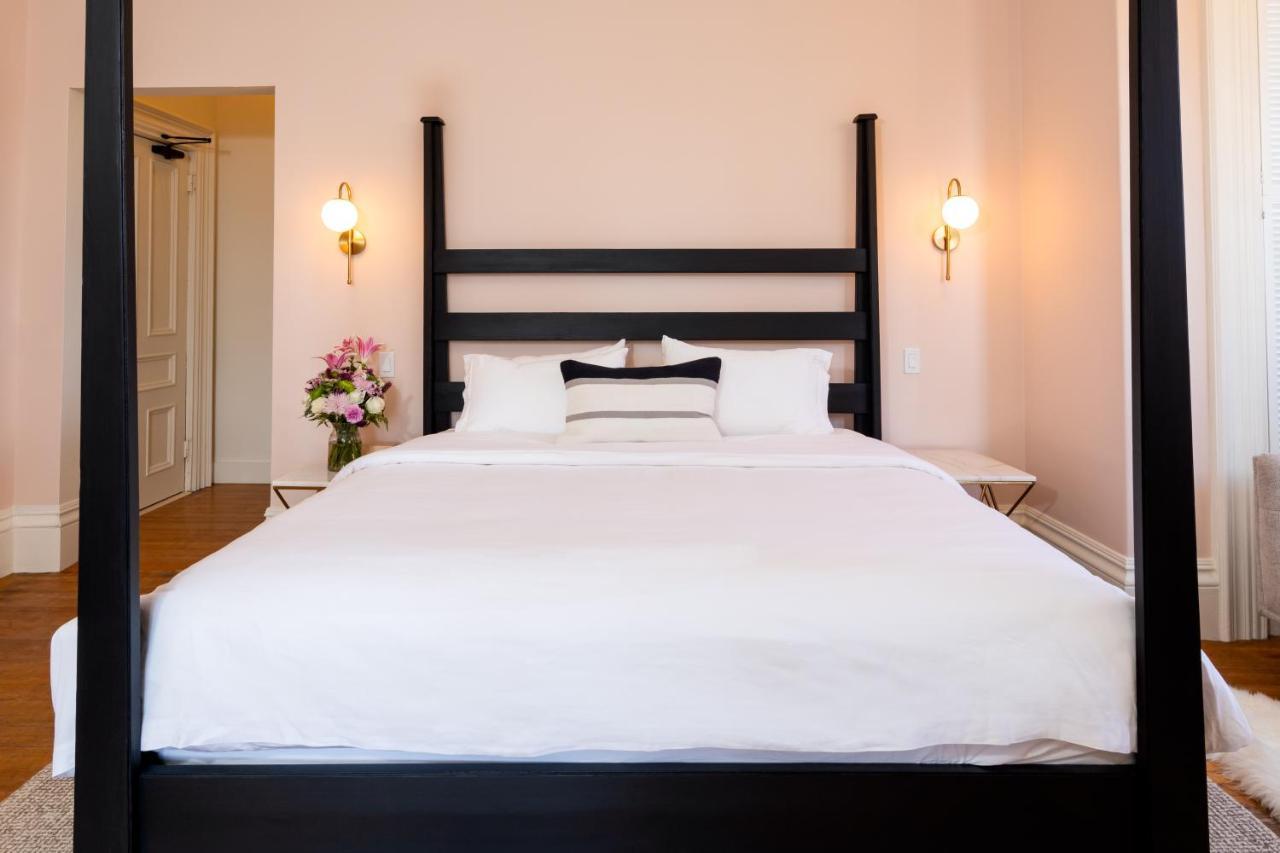 The August House Hotel Windsor Luaran gambar