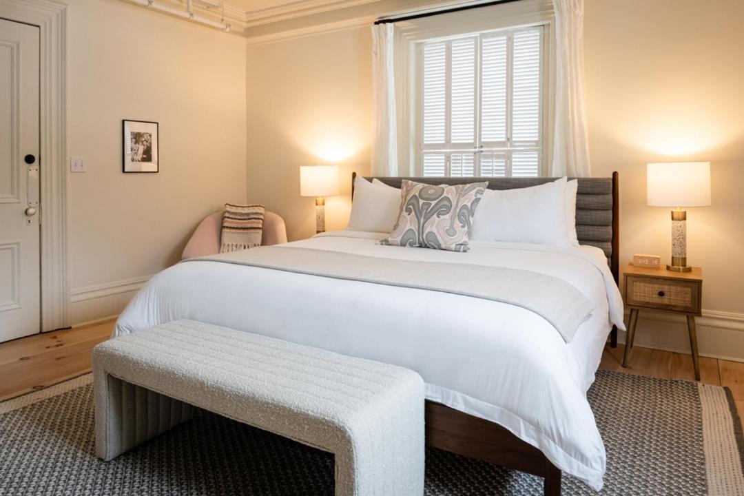 The August House Hotel Windsor Luaran gambar